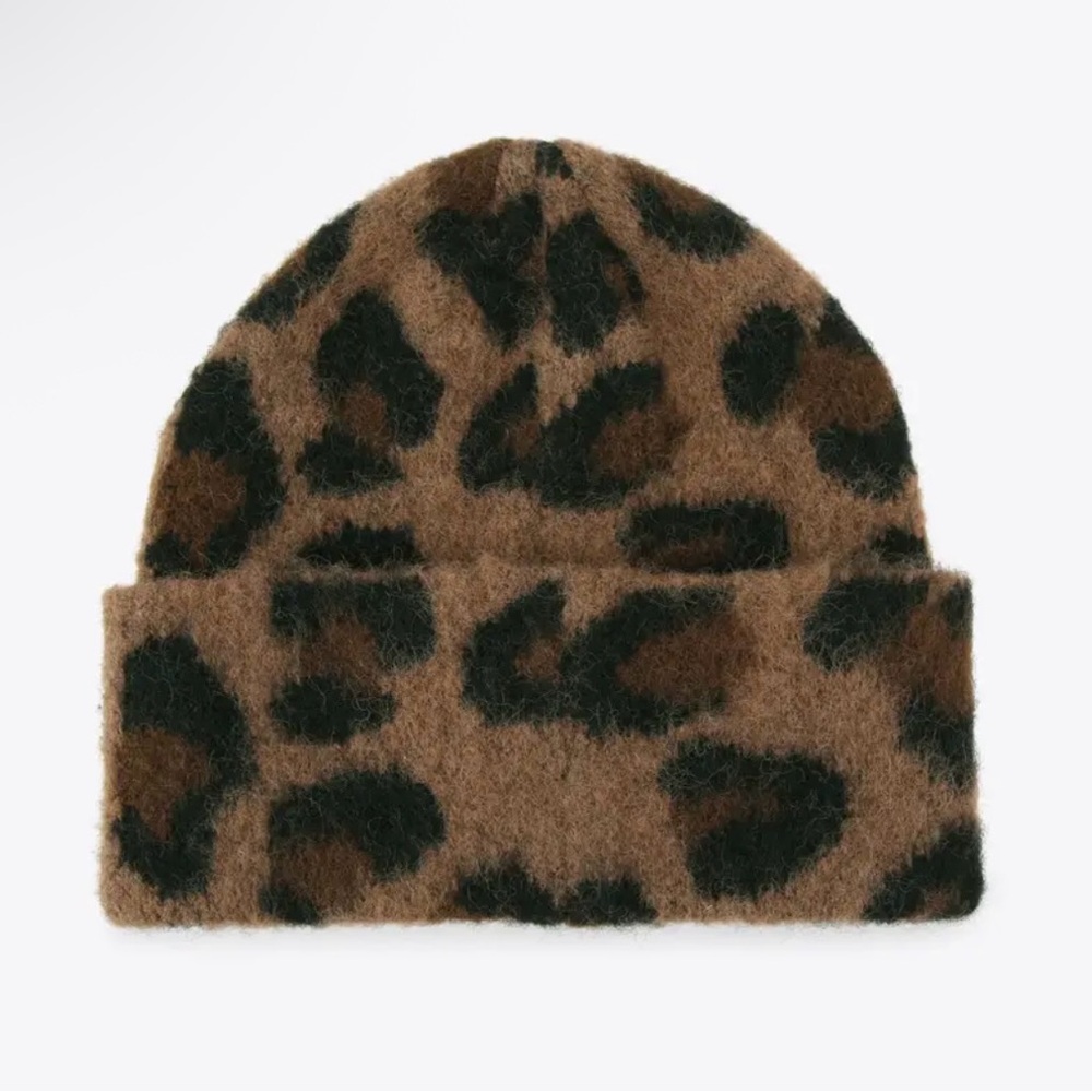 KURT GEIGER Leopard Beanie NWT - Picture 3 of 4